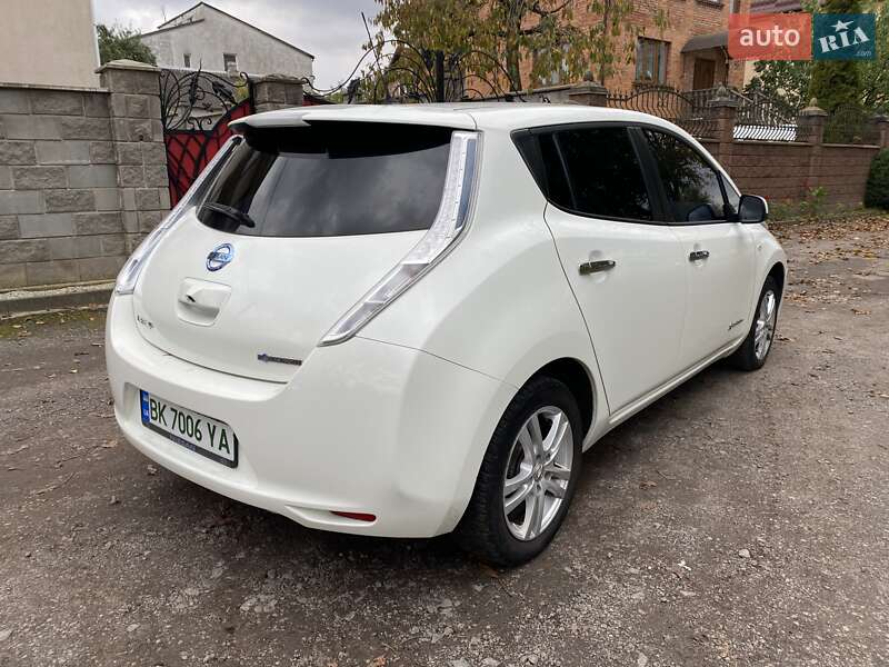 Хетчбек Nissan Leaf 2016 в Рівному фото 7 Хетчбек Nissan Leaf 2016 в Рівному