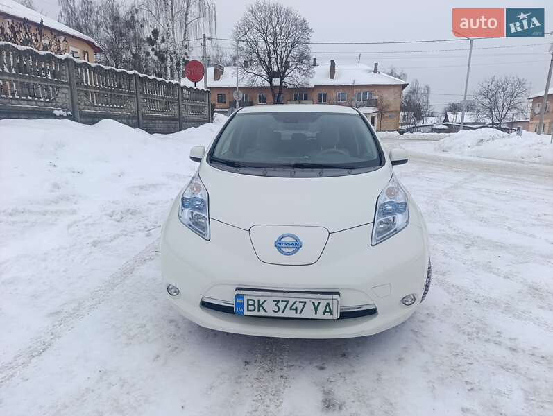 Хетчбек Nissan Leaf 2012 в Костопілі