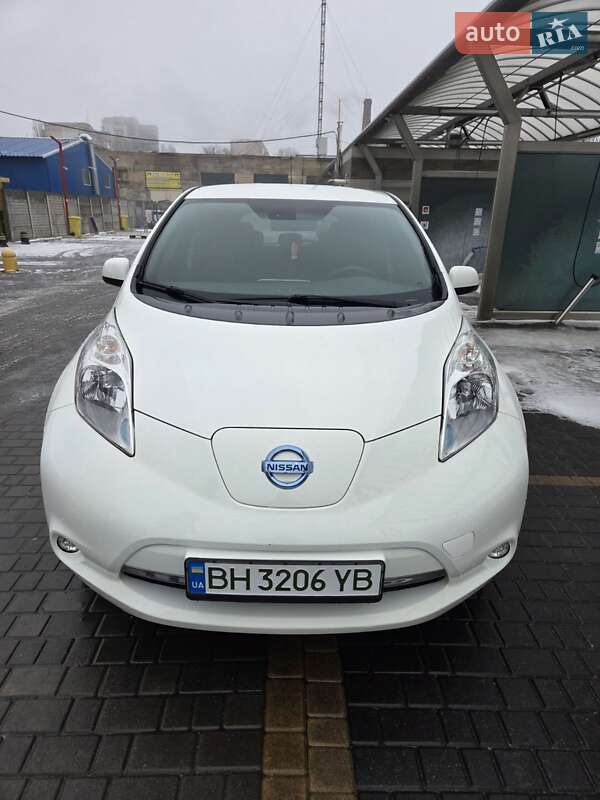 Хэтчбек Nissan Leaf 2016 в Одессе фото 4 Хэтчбек Nissan Leaf 2016 в Одессе