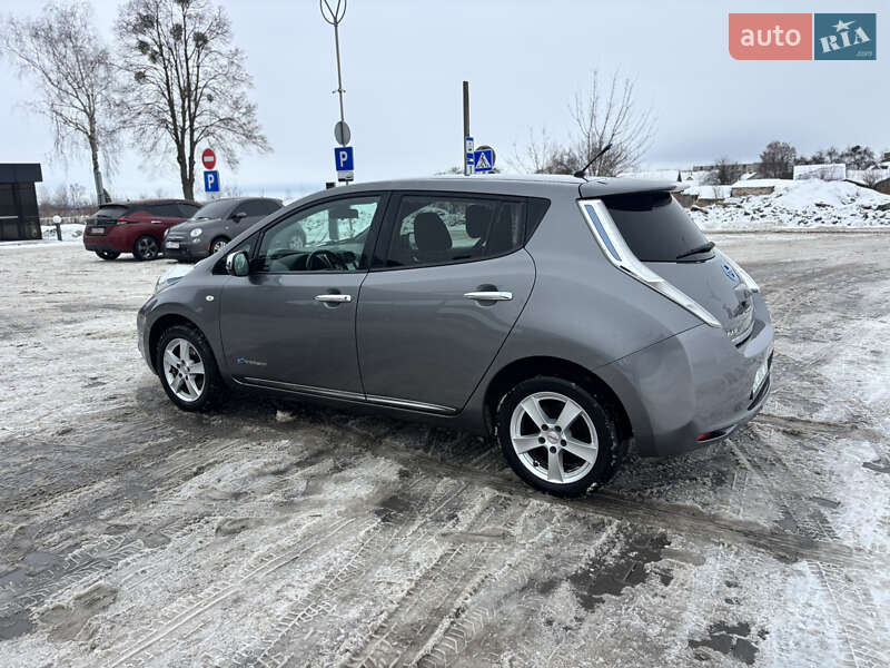 Хетчбек Nissan Leaf 2014 в Володимирі