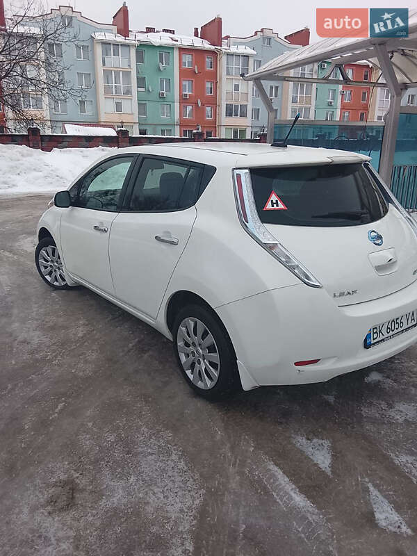 Nissan Leaf 2014