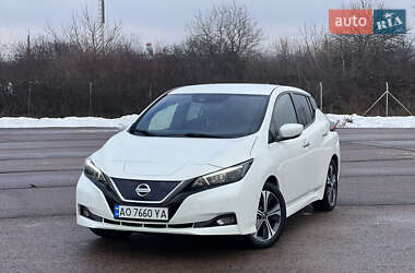 Хэтчбек Nissan Leaf 2020 в Ужгороде