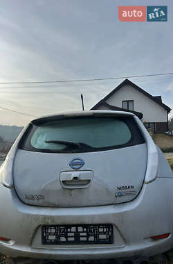 Хэтчбек Nissan Leaf 2012 в Ивано-Франковске