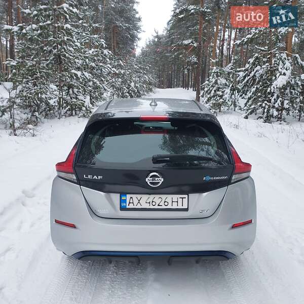 Хэтчбек Nissan Leaf 2018 в Харькове