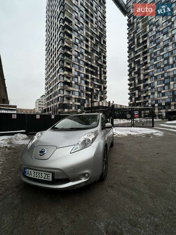 Nissan Leaf 2016