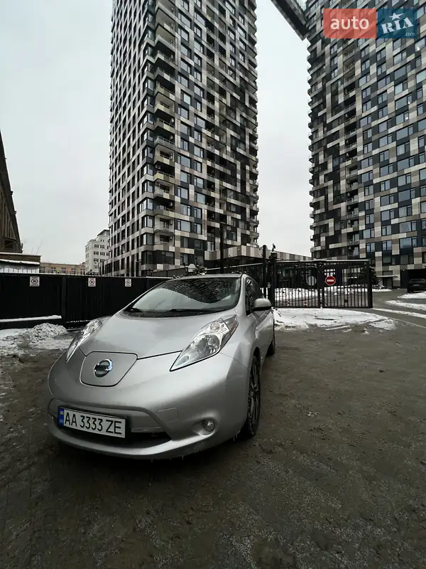 Nissan Leaf 2016