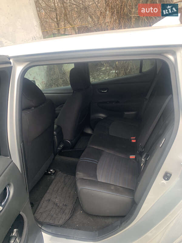 Хетчбек Nissan Leaf 2021 в Одесі