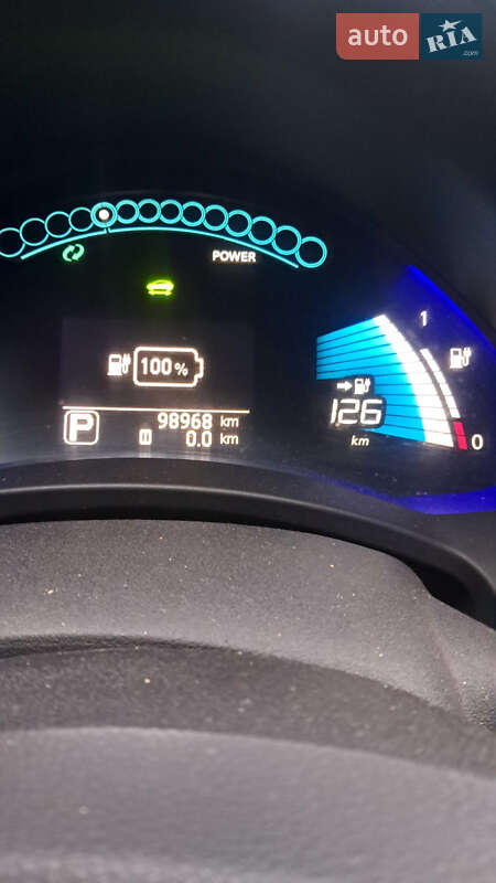 Хэтчбек Nissan Leaf 2016 в Одессе