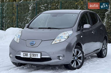 Хетчбек Nissan Leaf 2013 в Стрию