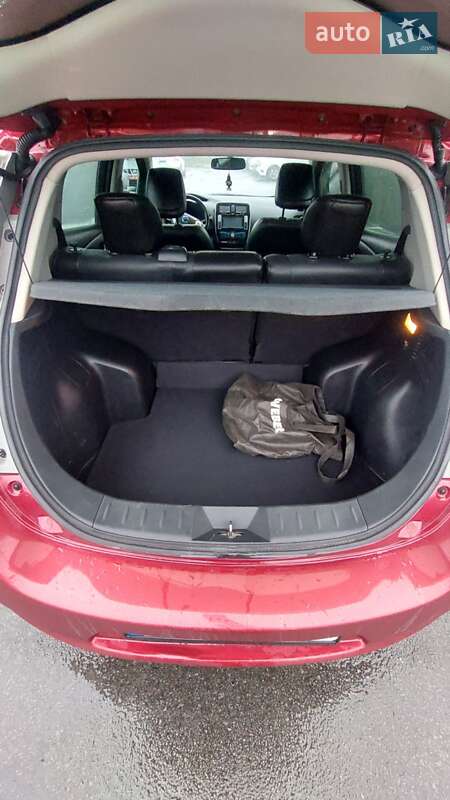 Хетчбек Nissan Leaf 2015 в Житомирі фото 22 Хетчбек Nissan Leaf 2015 в Житомирі