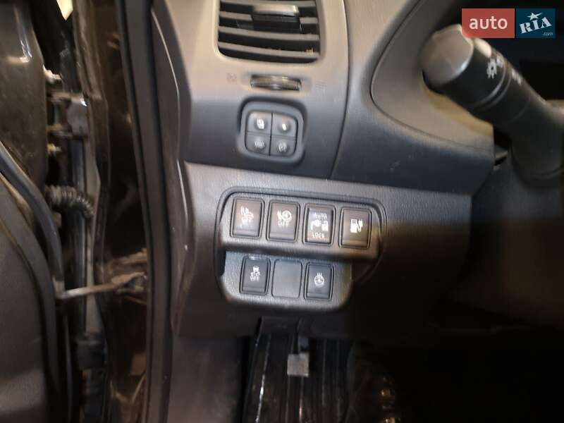 Хэтчбек Nissan Leaf 2014 в Луцке фото 2 Хэтчбек Nissan Leaf 2014 в Луцке