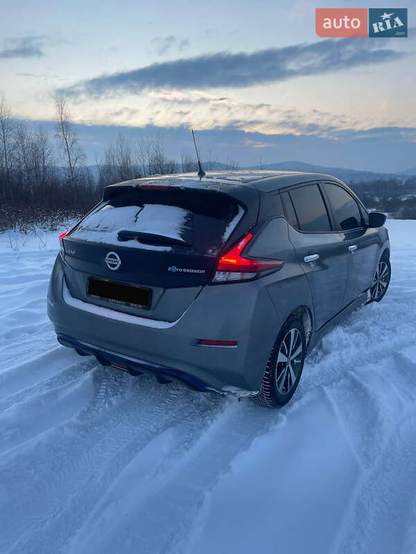 Хетчбек Nissan Leaf 2020 в Івано-Франківську фото 3 Хетчбек Nissan Leaf 2020 в Івано-Франківську