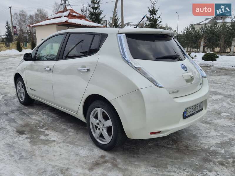 Хэтчбек Nissan Leaf 2014 в Золочеве