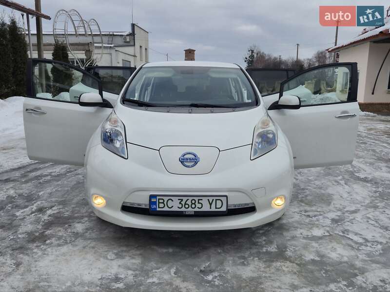 Хэтчбек Nissan Leaf 2014 в Золочеве