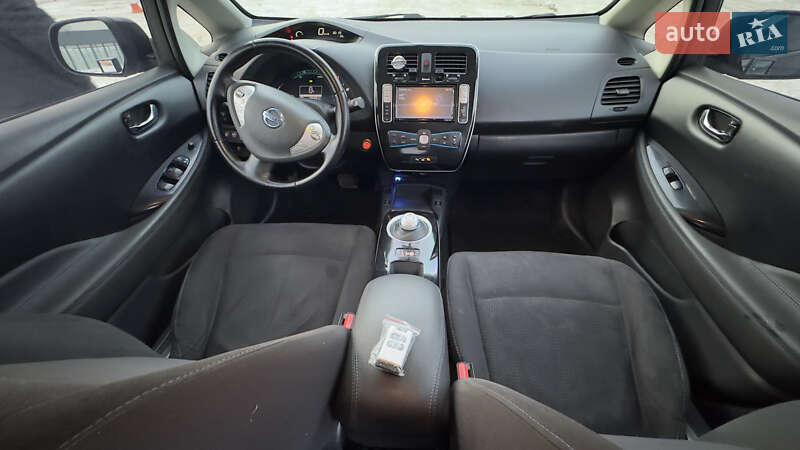 Хетчбек Nissan Leaf 2015 в Полтаві
