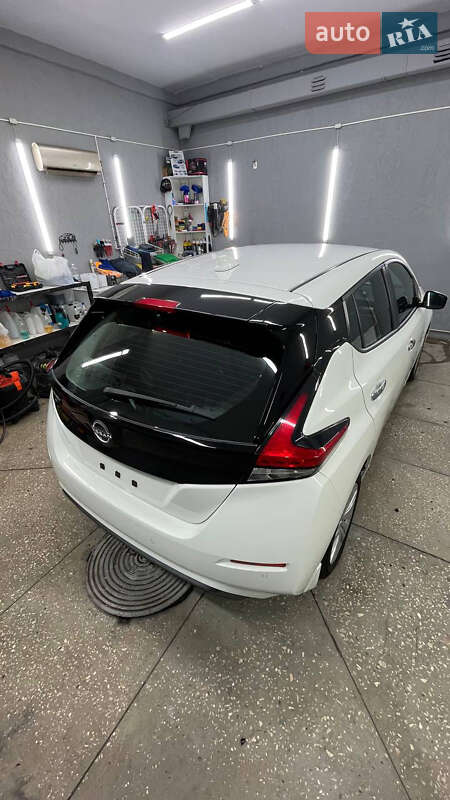 Хэтчбек Nissan Leaf 2024 в Черкассах