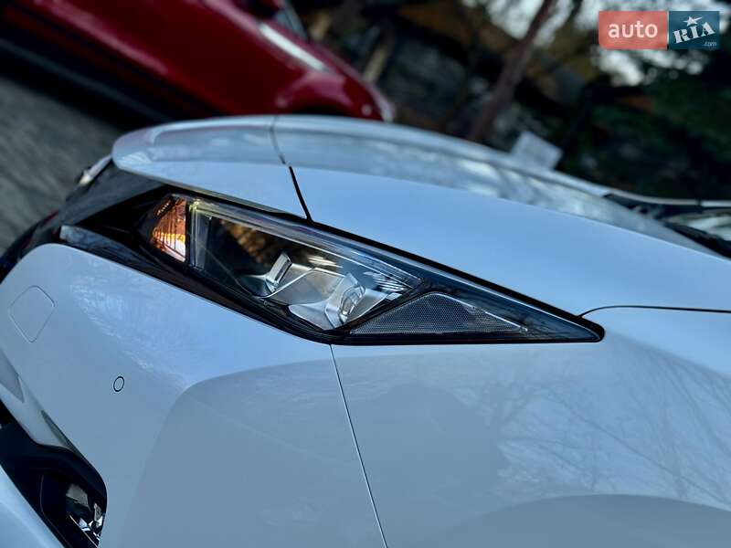 Хетчбек Nissan Leaf 2019 в Дрогобичі