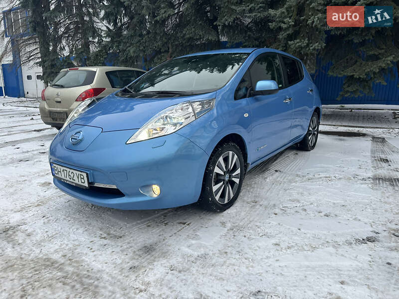 Хэтчбек Nissan Leaf 2013 в Одессе