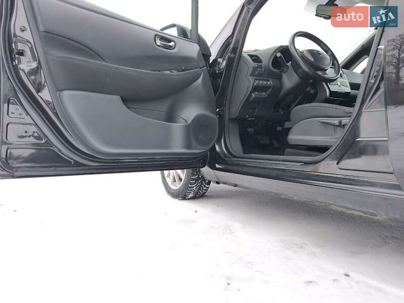 Хетчбек Nissan Leaf 2014 в Луцьку