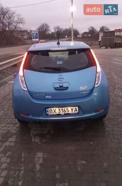 Хетчбек Nissan Leaf 2013 в Кам'янець-Подільському