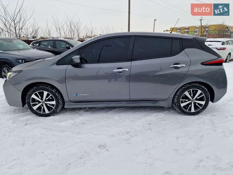 Хэтчбек Nissan Leaf 2019 в Виннице