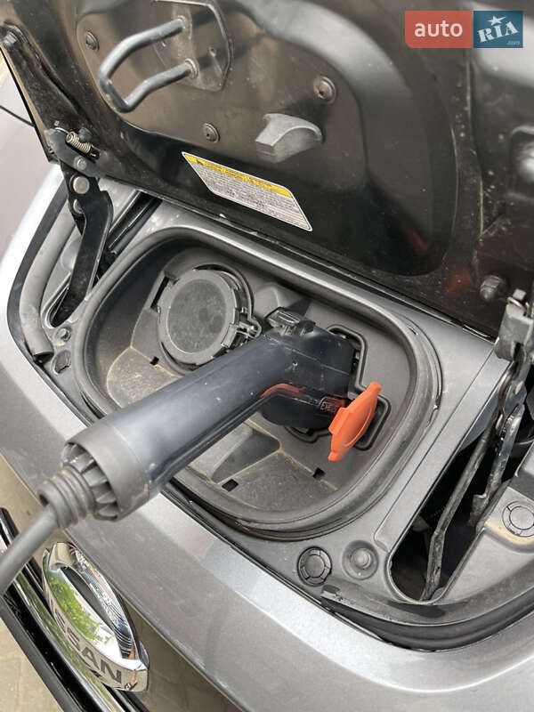 Хетчбек Nissan Leaf 2018 в Одесі фото 3 Хетчбек Nissan Leaf 2018 в Одесі