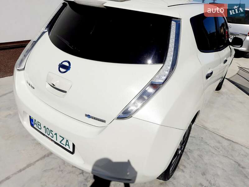 Хэтчбек Nissan Leaf 2015 в Виннице