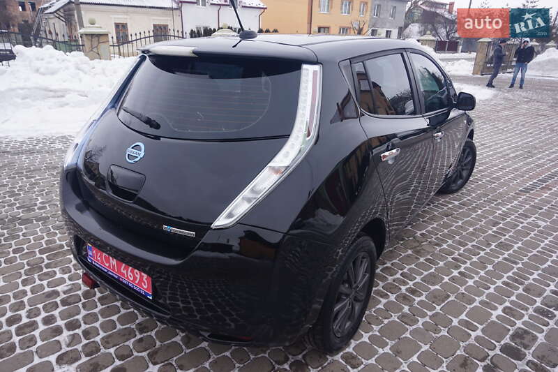 Хэтчбек Nissan Leaf 2013 в Самборе