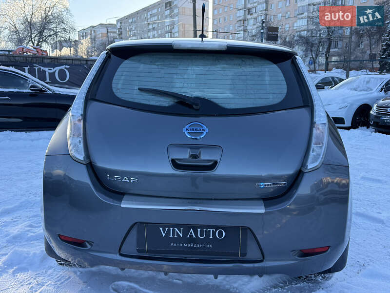 Хэтчбек Nissan Leaf 2015 в Тернополе фото 21 Хэтчбек Nissan Leaf 2015 в Тернополе