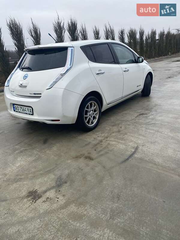 Хэтчбек Nissan Leaf 2014 в Ужгороде фото 5 Хэтчбек Nissan Leaf 2014 в Ужгороде