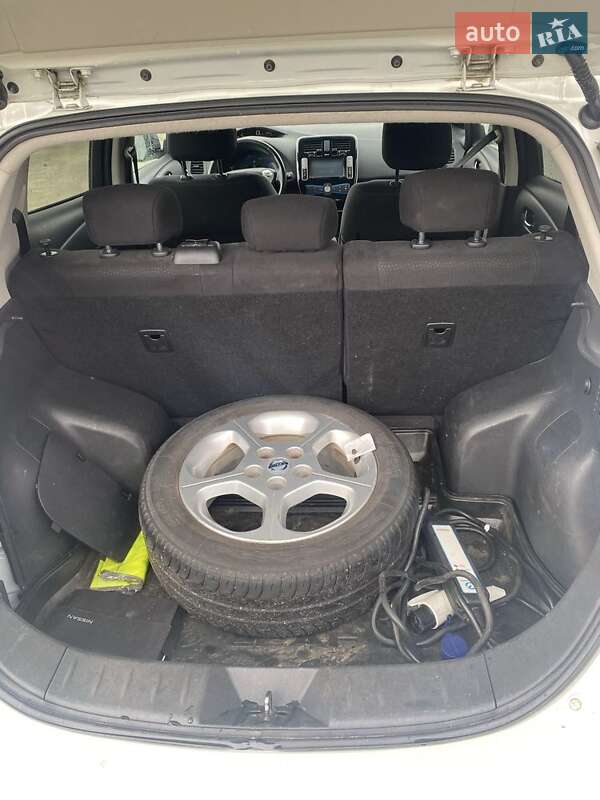 Хэтчбек Nissan Leaf 2014 в Ужгороде фото 11 Хэтчбек Nissan Leaf 2014 в Ужгороде