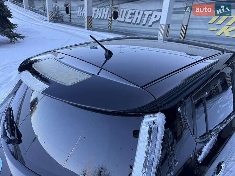 Хэтчбек Nissan Leaf 2017 в Киеве фото 24 Хэтчбек Nissan Leaf 2017 в Киеве