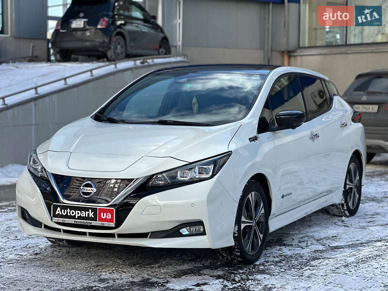 Хетчбек Nissan Leaf 2018 в Одесі