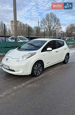 Хетчбек Nissan Leaf 2017 в Дніпрі