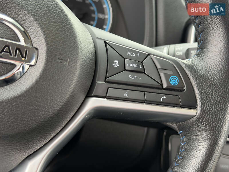 Хэтчбек Nissan Leaf 2018 в Одессе фото 50 Хэтчбек Nissan Leaf 2018 в Одессе