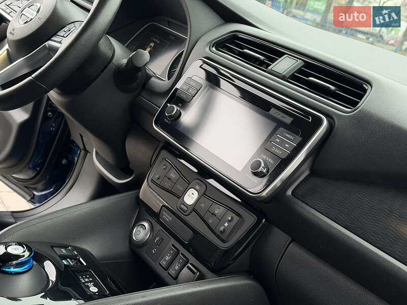 Хэтчбек Nissan Leaf 2018 в Одессе фото 57 Хэтчбек Nissan Leaf 2018 в Одессе