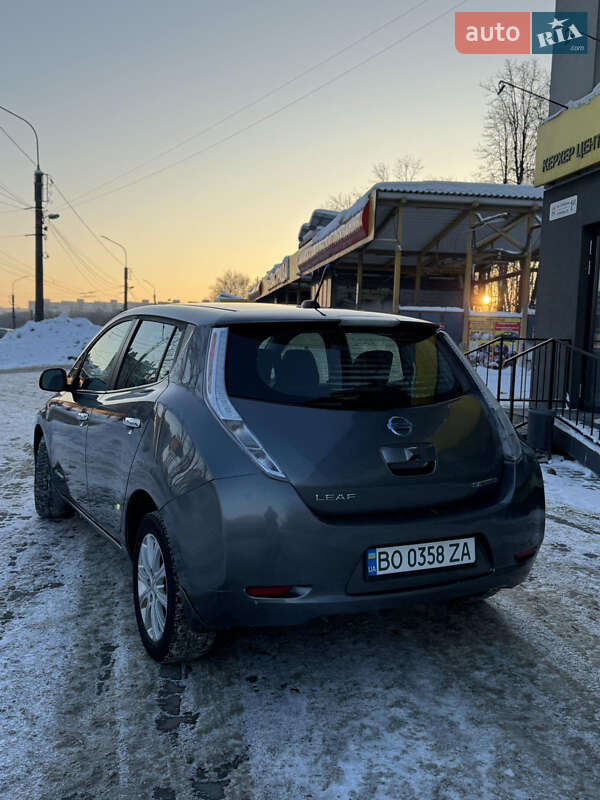 Хэтчбек Nissan Leaf 2014 в Тернополе