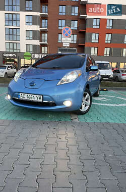Хэтчбек Nissan Leaf 2013 в Луцке