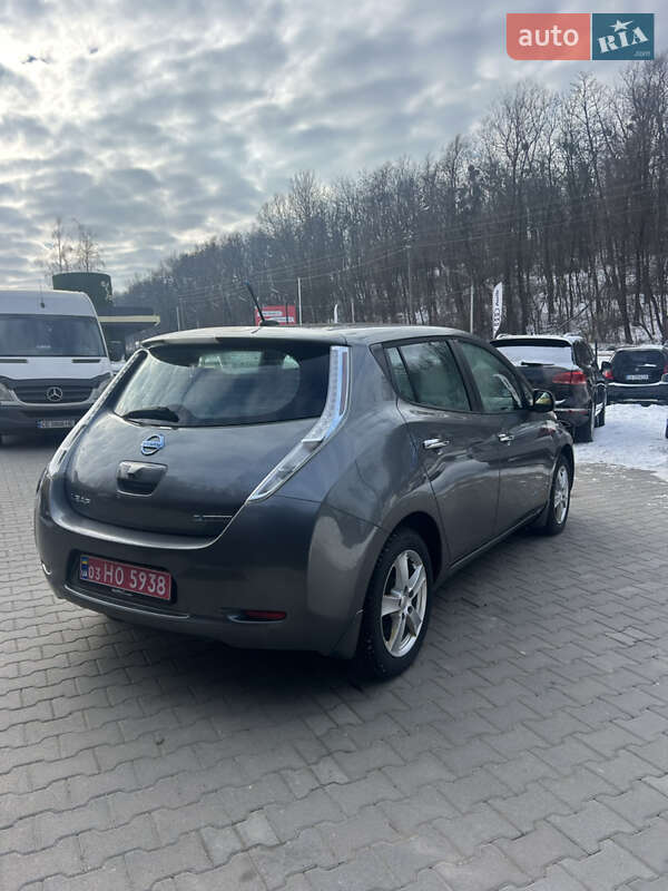 Хэтчбек Nissan Leaf 2015 в Черновцах