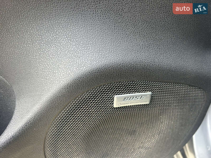 Хэтчбек Nissan Leaf 2015 в Черновцах