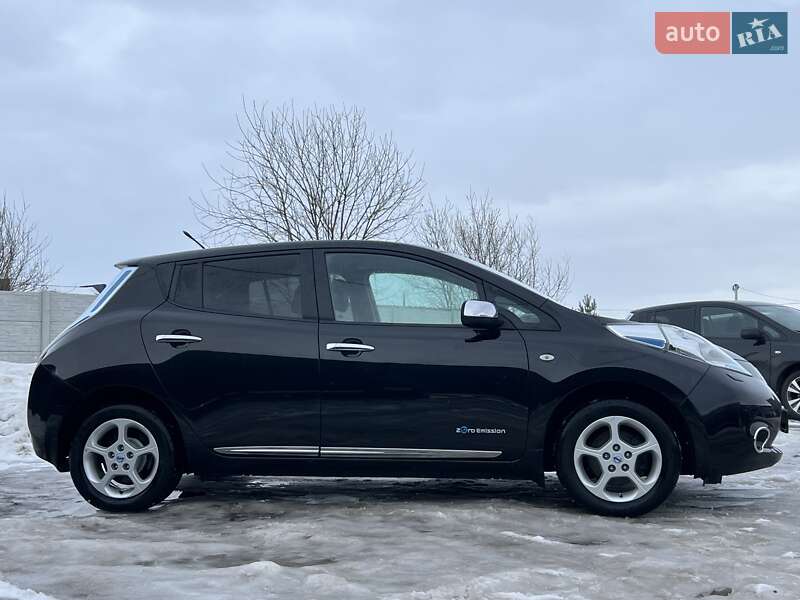 Хэтчбек Nissan Leaf 2013 в Ровно