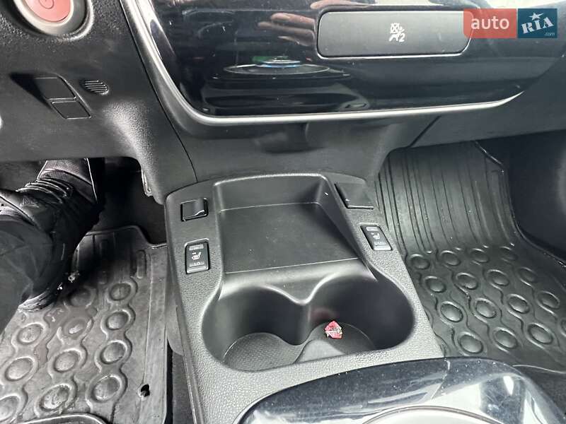Хэтчбек Nissan Leaf 2013 в Ровно