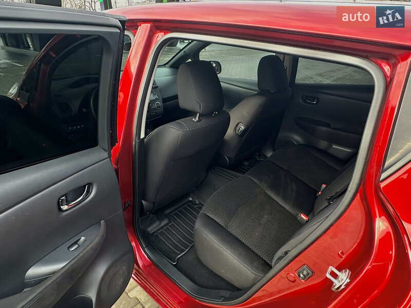 Хэтчбек Nissan Leaf 2013 в Одессе