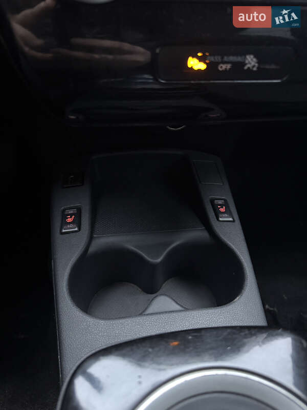 Хэтчбек Nissan Leaf 2013 в Ужгороде