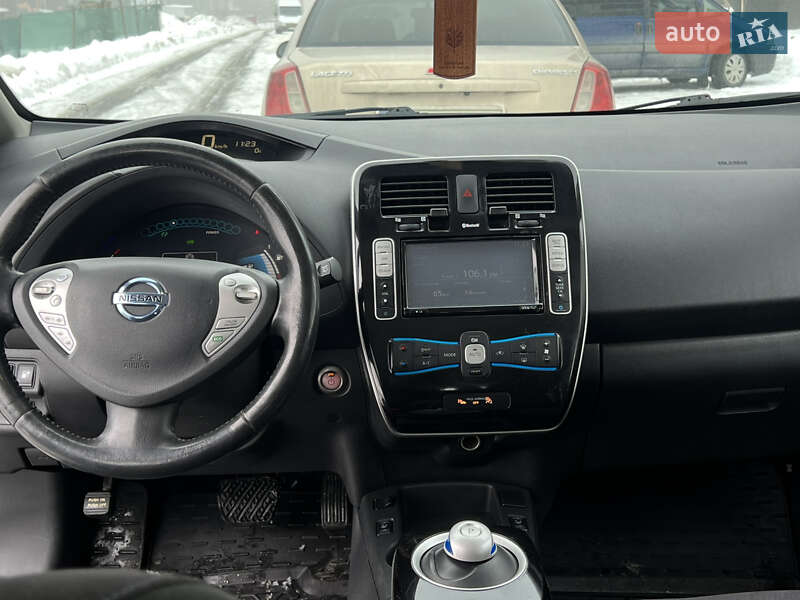 Хэтчбек Nissan Leaf 2014 в Тернополе