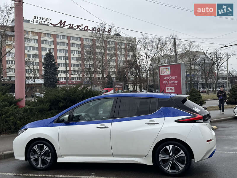 Хэтчбек Nissan Leaf 2018 в Николаеве