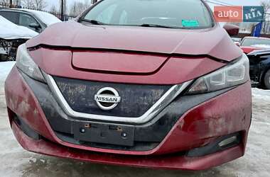 Хэтчбек Nissan Leaf 2018 в Киеве