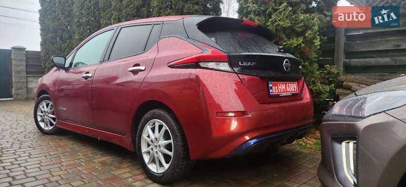 Хэтчбек Nissan Leaf 2018 в Ровно