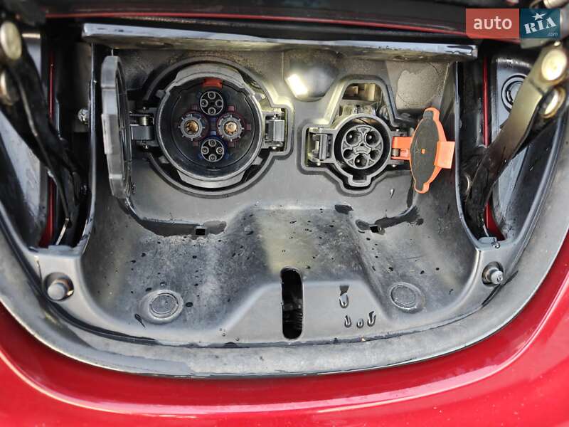 Хэтчбек Nissan Leaf 2017 в Ивано-Франковске фото 2 Хэтчбек Nissan Leaf 2017 в Ивано-Франковске