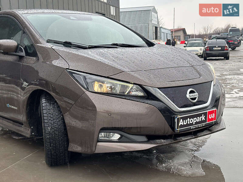 Хетчбек Nissan Leaf 2018 в Львові